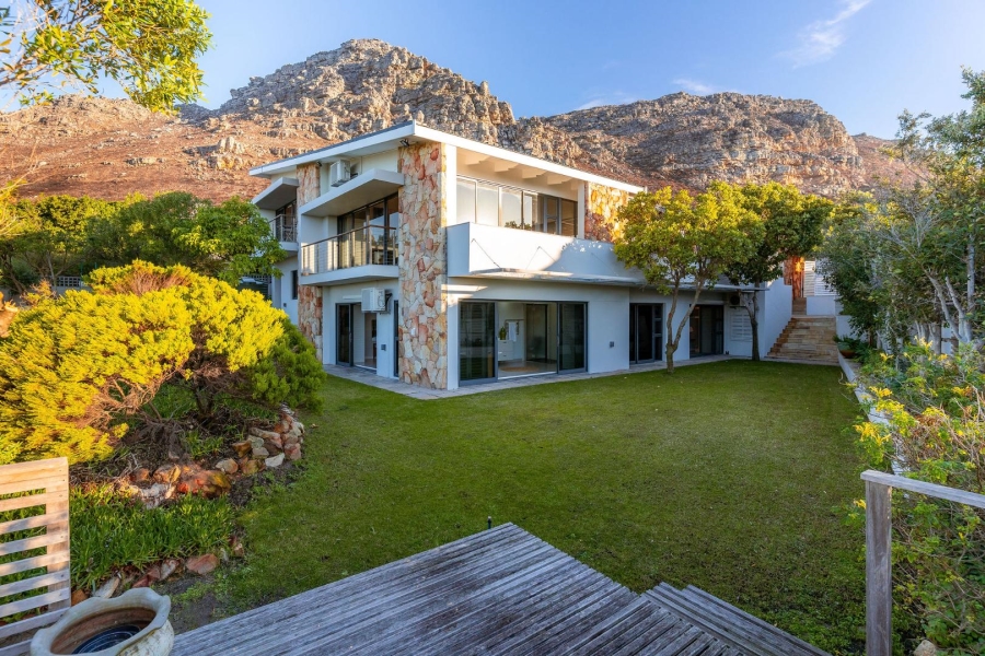 To Let 4 Bedroom Property for Rent in Stonehurst Mountain Estate Western Cape